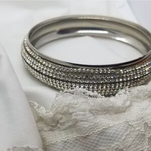 Marilyn monroe glamor lustrous Bracelet. B508